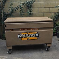 Knaack Box Jobmaster Chest Used 48x24 Tool Box 