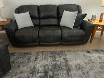 Recliner couches
