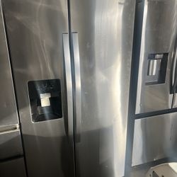 *** Whirlpool Refrigerator
