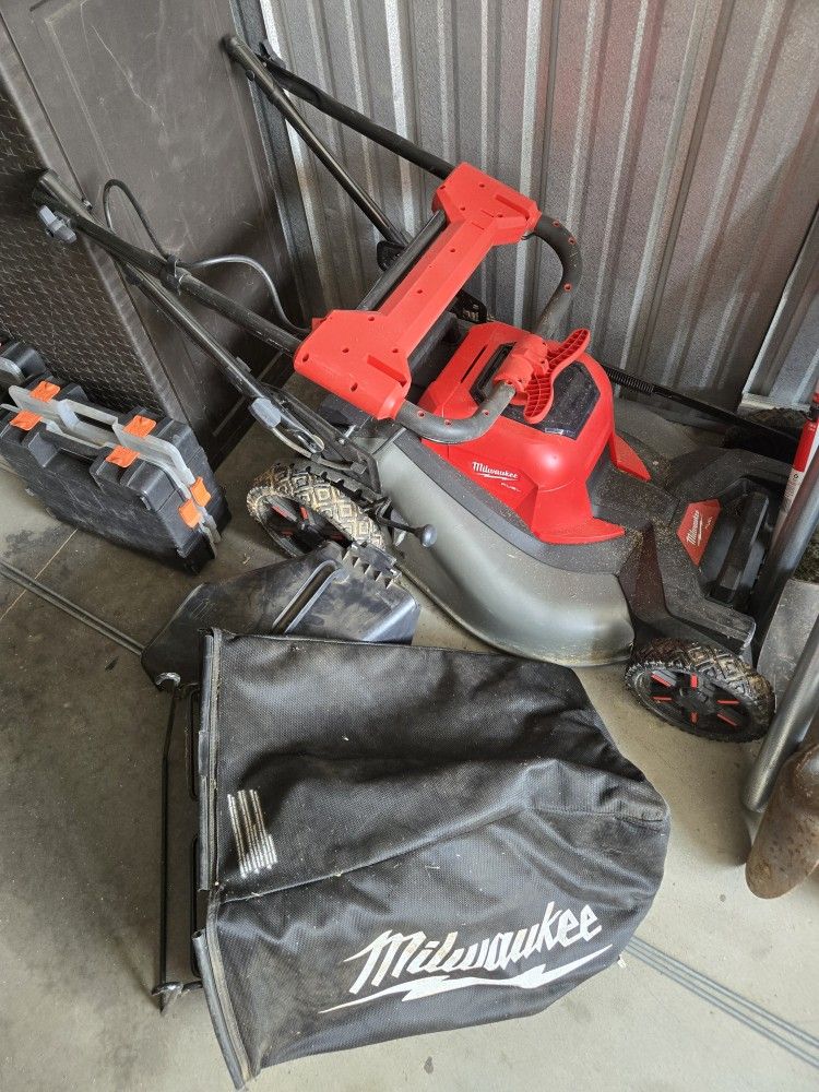 Milwaukee Lawn Mower