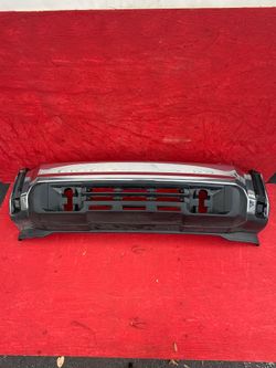 2024 - 2026 GMC Sierra 3500 Front Bumper OEM