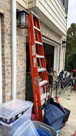 Louisville Fiberglass Extension Ladder