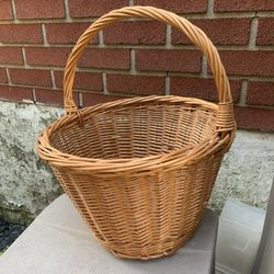 Basket 14 1/2 " w 10"h & with handle 16" had little damage ck pics 