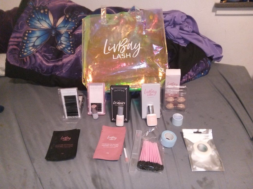 Eyelashes And Accessories
