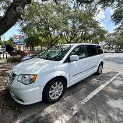 2015 Chrysler Town & Country