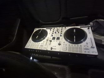 Rane 1 dj controller