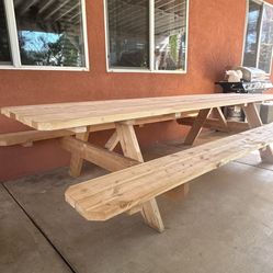 Large picnic Bench 