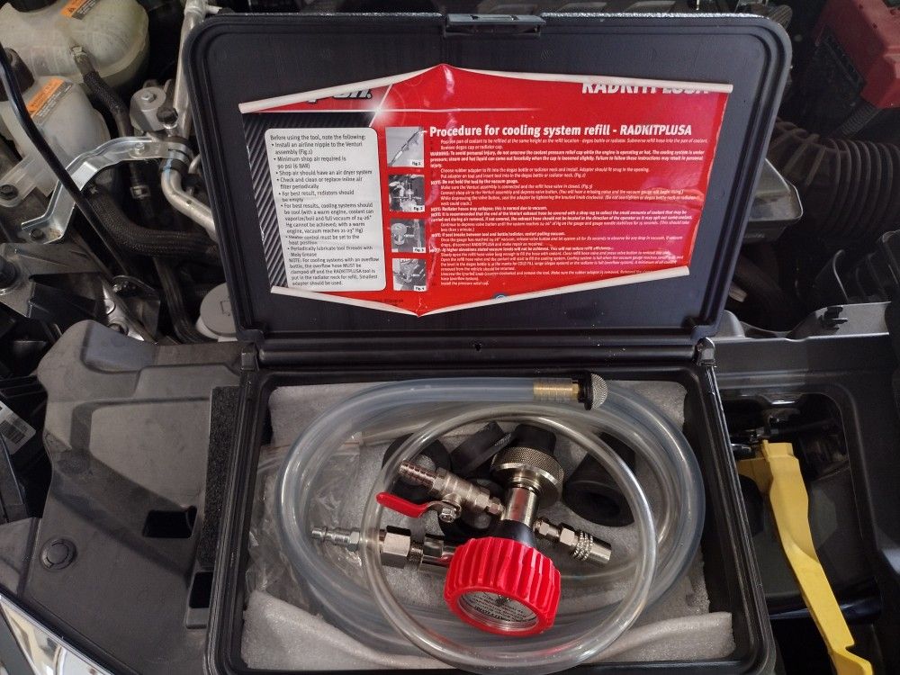 Snap On Universal Radiator Vacuum kit