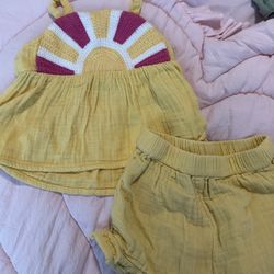 18-24 Old Navy Set 