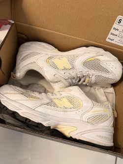 Yellow/ white New Balance