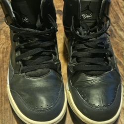 Men’s Air Jordan Flight Sneakers – Size 12