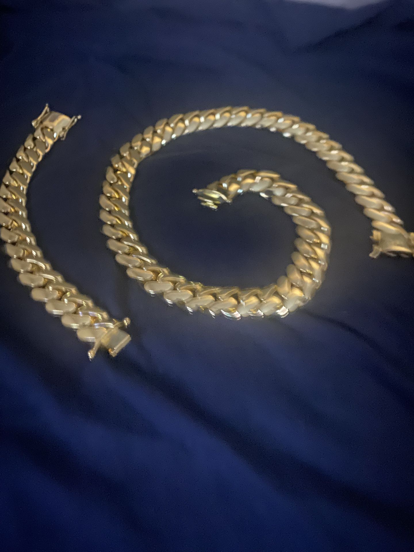 Gold Miami Cuban 22mm