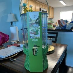Beverage dispenser 