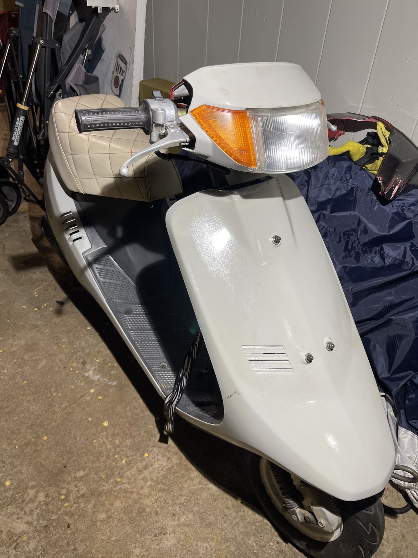 Honda Elite