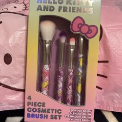 Hello Kitty Brush Set 