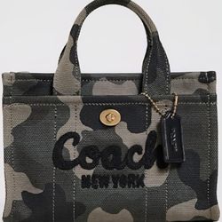 COACH Cargo Tote Bag 20 W/ Camo Camouflage Print Mini Crossbody NWT