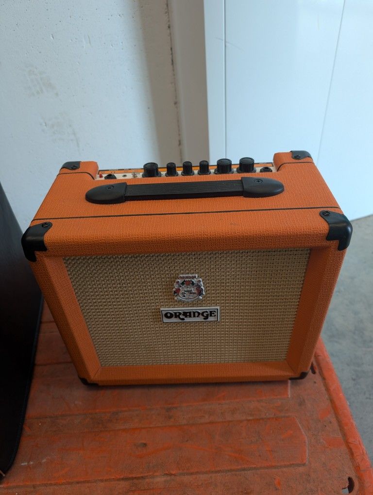Orange Crush 20 1 x 8inch 20watt Combo Amp for Sale in Miami, FL