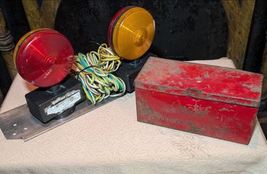 Vintage GROTE Reflector Kit & Master Trailer Red/Yellow Light