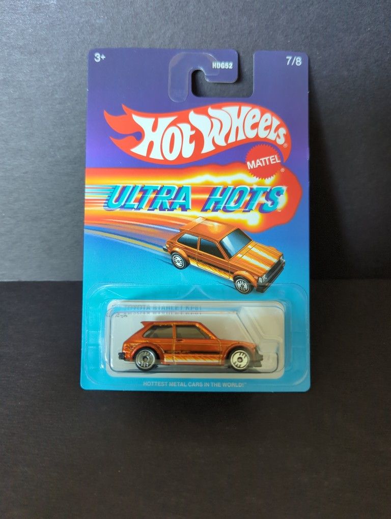 Hot Wheels Ultra Hots '81 Toyota Starlet KP 61