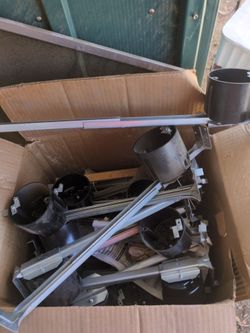 Receding light housing with extension crossmember parts
