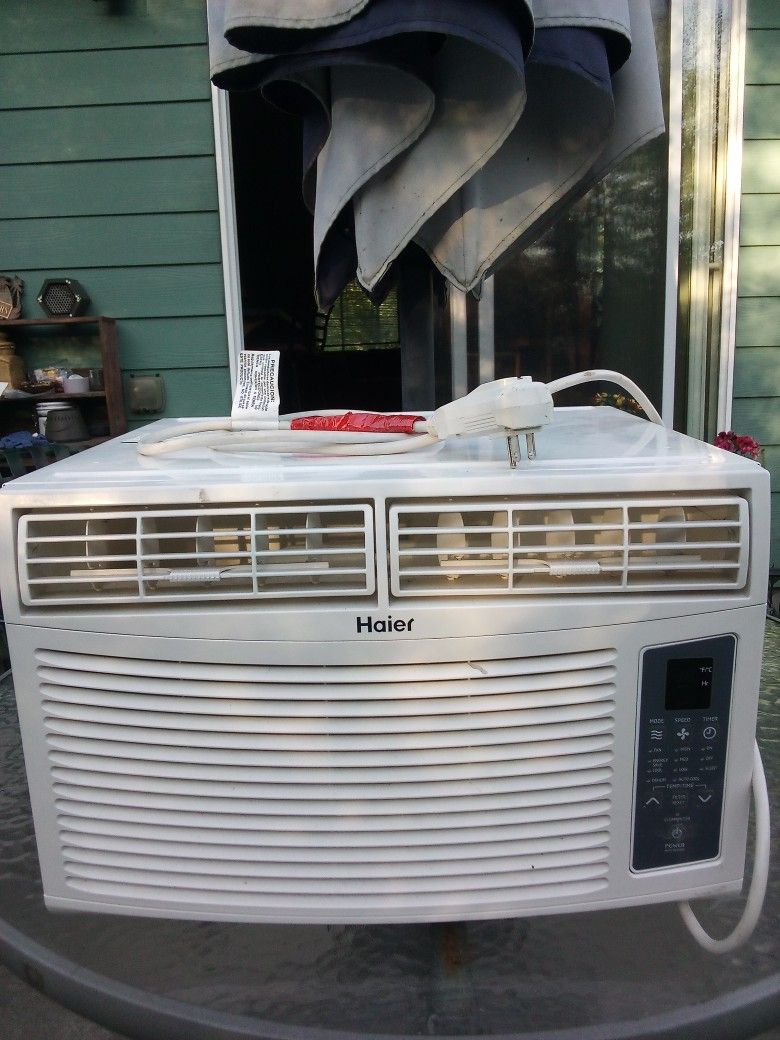 Haier Window Air Conditioning Unit