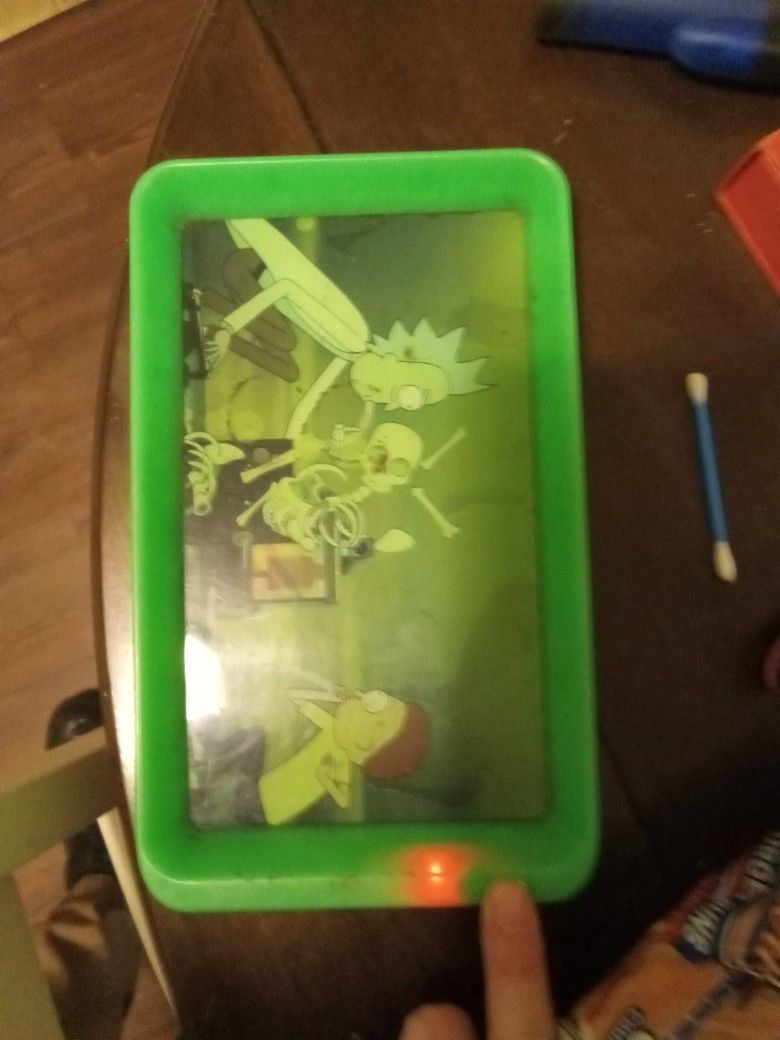 Rick and Morty Rolling Tray (Glow In The Dark) LCD