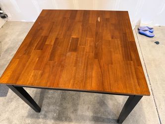 Free Dining table