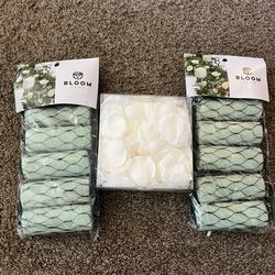 Flower foam and petals