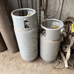2 Forklift Propane Tanks 