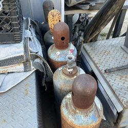 Acetylene Tanks Full Not The Smallest But Medium Size Ready To be Used