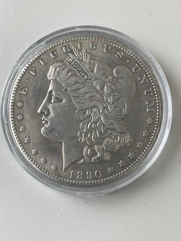 1890-CC MORGAN SILVER DOLLAR, AU DETAILS