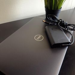 DELL LATITUDE LAPTOP 