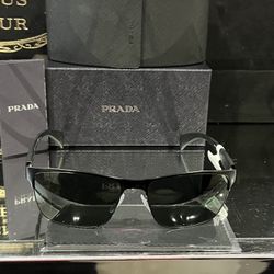 🖤🖤Black Prada CONCEPTUAL Sunglasses 🖤🖤