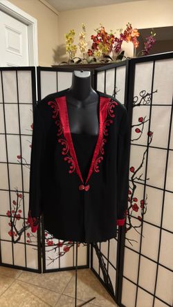 Women Suites size 22W and 24W