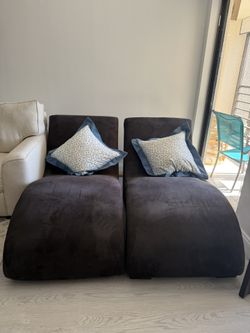 2 Chairs