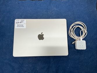 Apple MacBook Air (2024, M3 Chip, 16GB Ram, 512GB, 13”)