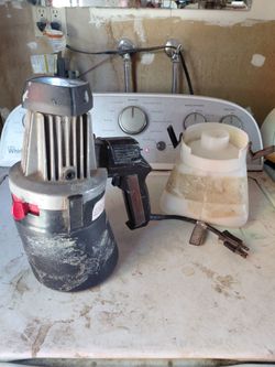 PORTABLE AIRLESS SPRAY GUN