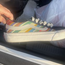Vans … Men 7.5 Women 9
