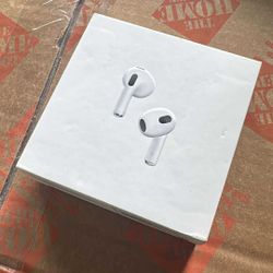 Apple AirPods (3rd generation) with Lightning Charging Case MPNY3LL/A Open Box (ORIGINAL)