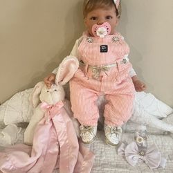 Lee Middleton baby girl doll