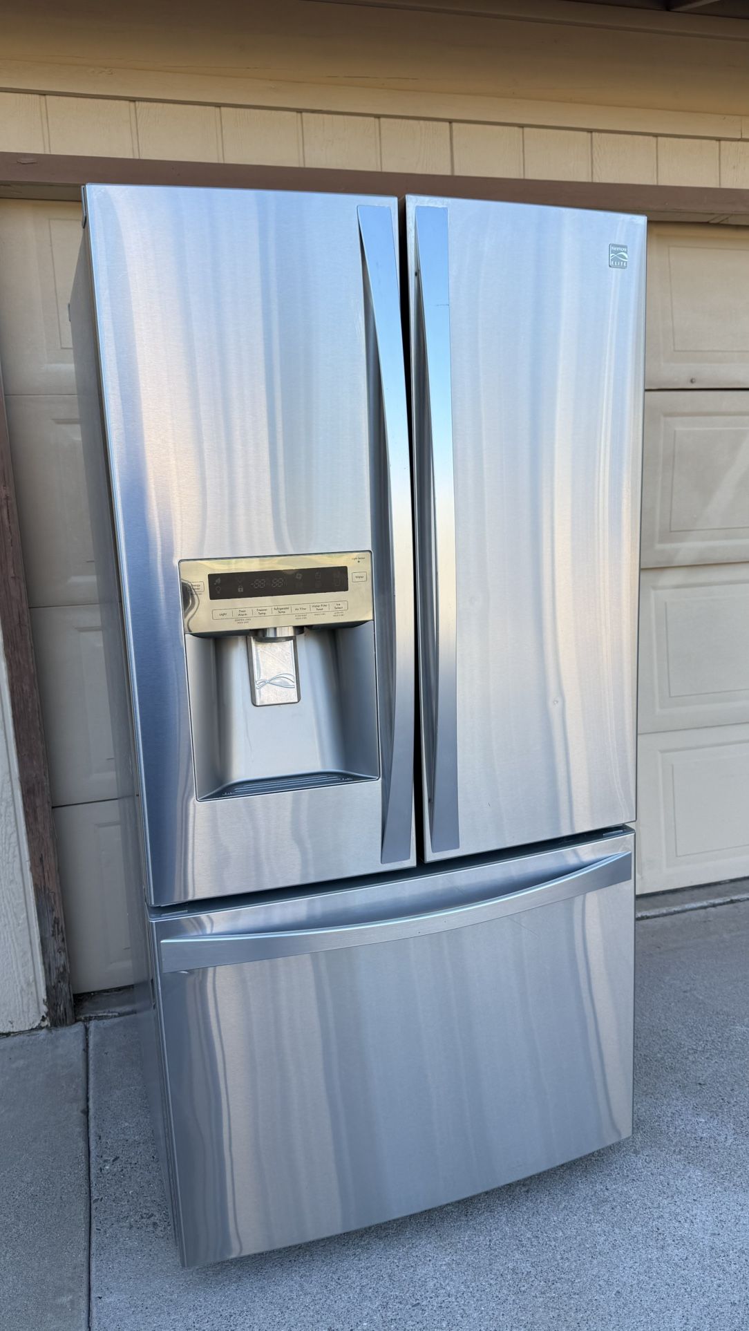 REFRIGERATOR KENMORE COUNTER DEEP 