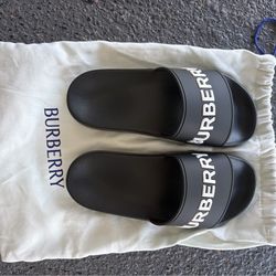 Burberry logo slides