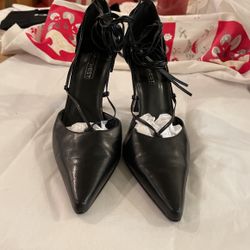 Nine West Black Heels Size 9.5M