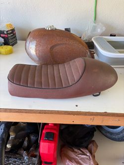 1980 Honda CM Motorcycle Seat