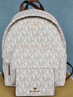 Michael Kors Medium Backpack & Wallet Set