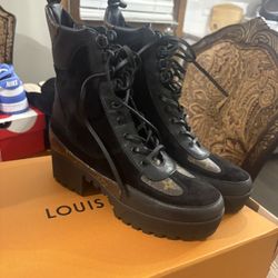 Louis Vuitton Boots