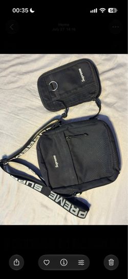 Supreme Shoulder Bag Fanny pack and card holder