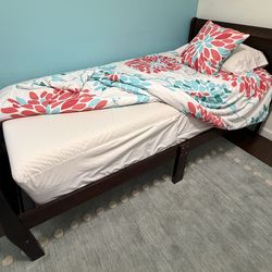 Twin bed and mattress
