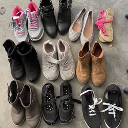 Girls Shoes Size 2