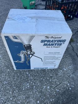 Original Spraying Mantis Gun And Hopper